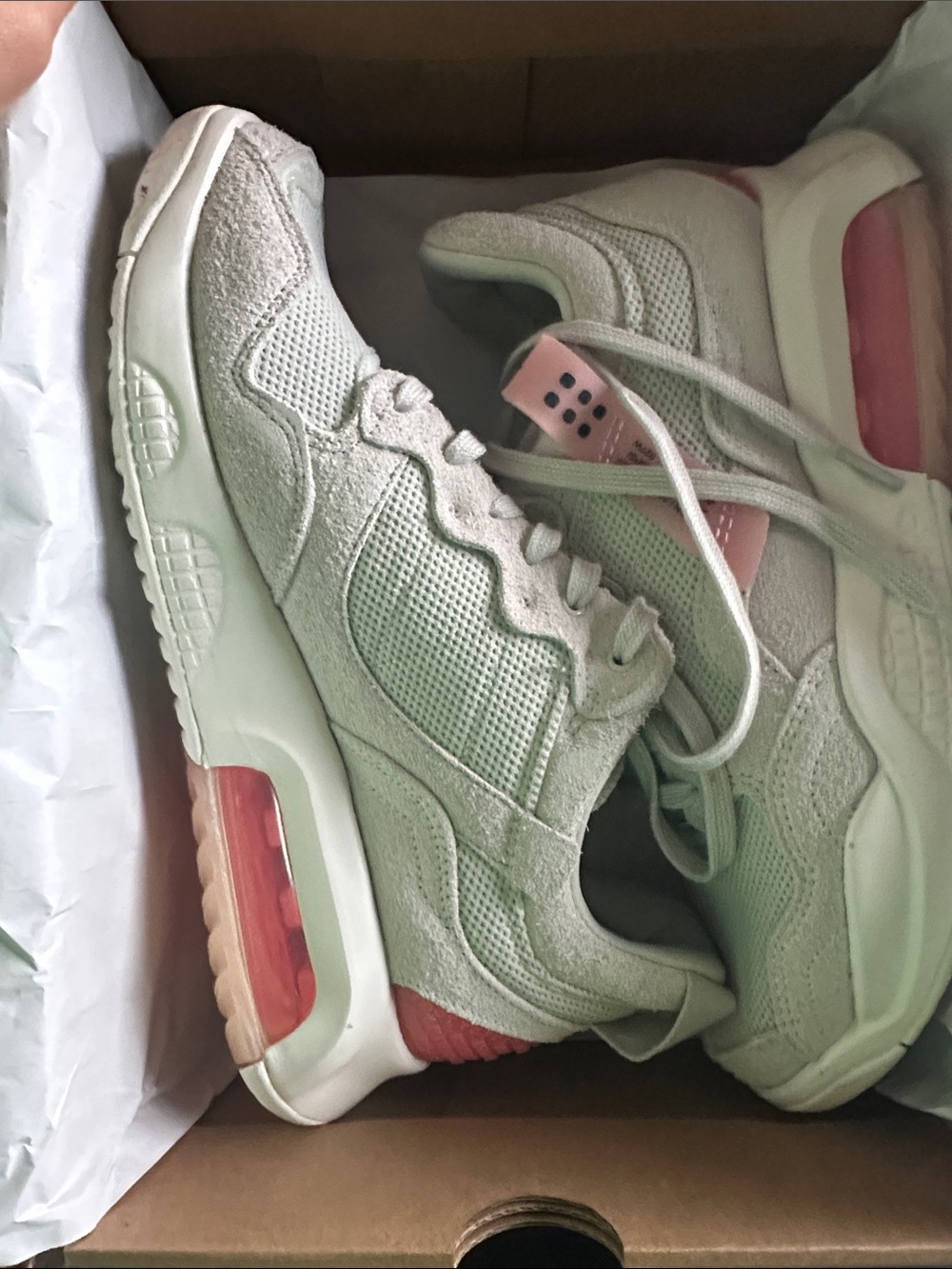 Women’s Jordan MA2